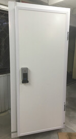 Drzwi mroźnicze BETA o grubości 100mm wymiary 1300 * 2000mm